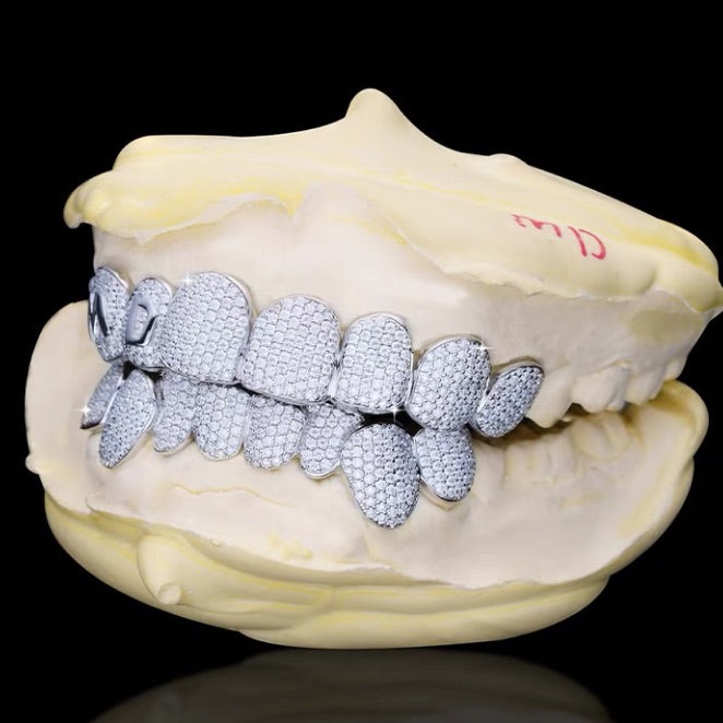 Custom letter moissanite grillz Side